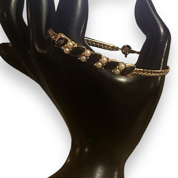 Vintage Richelieu black stones and pearls chain bracelet - Picture 6 of 7